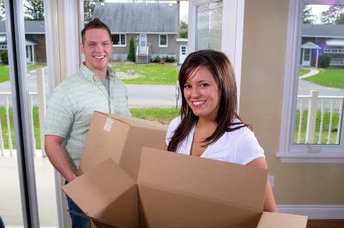 Residential moving and storage service in Brentpark