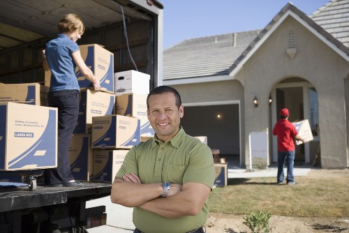 Manager assessing a formal storage complaint
